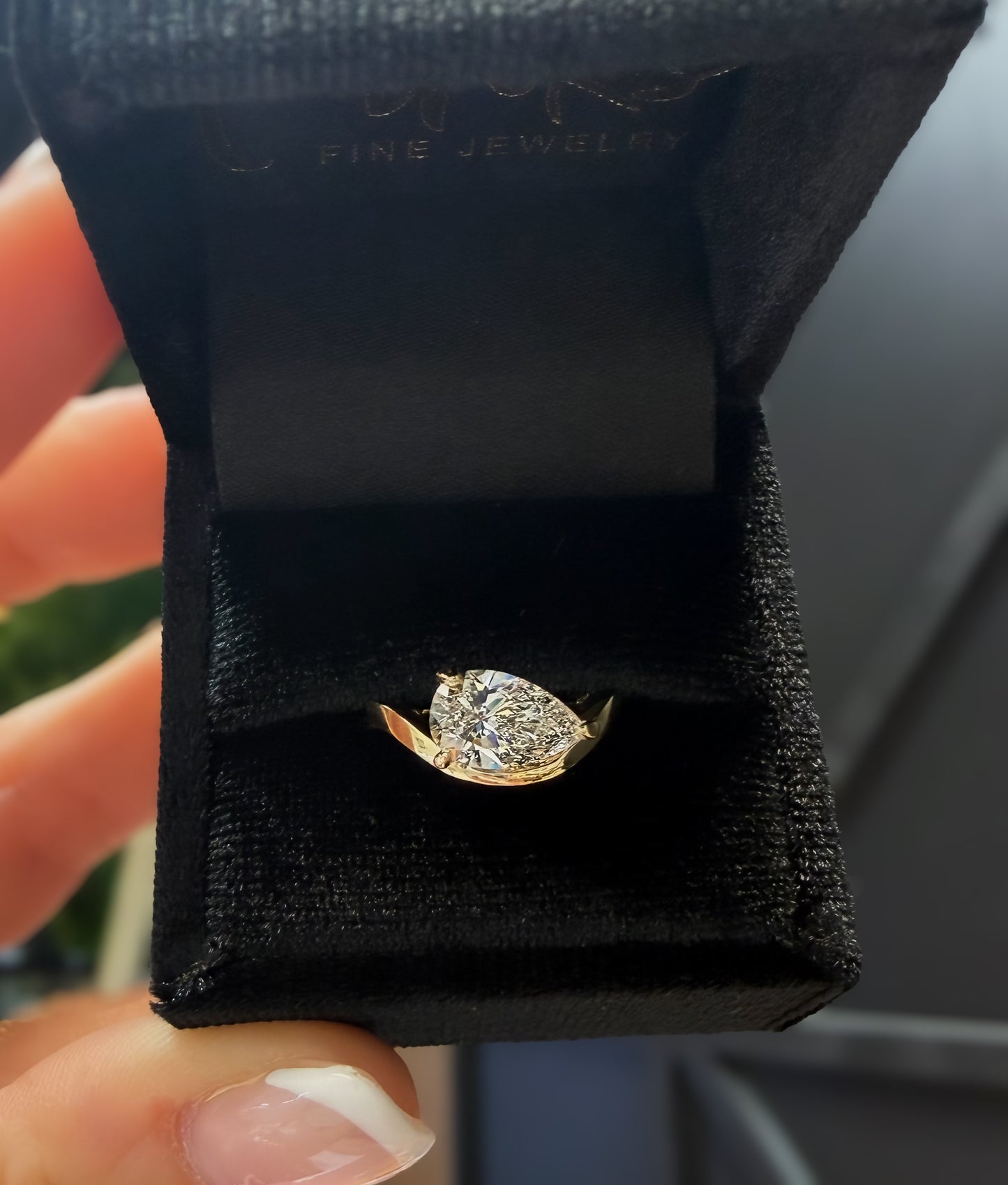 The Ofelia Contour Pinky Ring